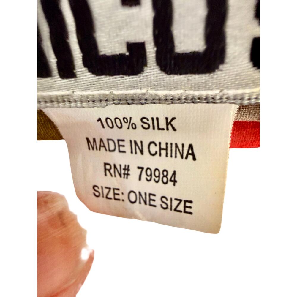 Vintage 1990s Asian Watercolor Calligraphy Silk Chiffon Scarf 40x42 - Picture 14 of 14